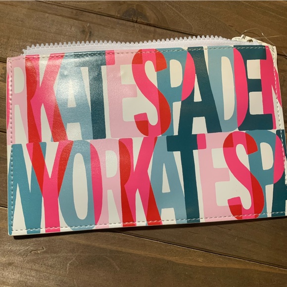 Kate Spade ♠️ Layered Logo Pencil Pouch NWT 2 Pencils, Sharpener, Eraser, Ruler - Picture 4 of 12